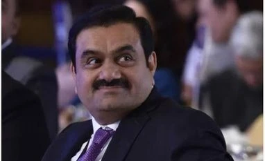 Ex-Tesla Autopilot chief CJ Moore leaves Apple electric car project 1 This Is Feature Image Title