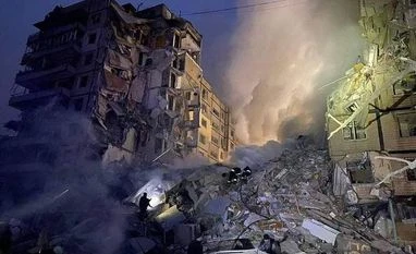 Ukraine forces pull back from Donbas town after onslaught, says official Ukraine