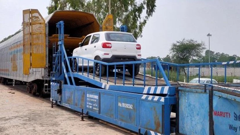 Maruti Suzuki's car transportation Maruti Suzuki