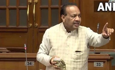 Amid heavy ruckus in Delhi Assembly, AAP MLA waves bundle of notes AAP MLA Mohinder Goyal