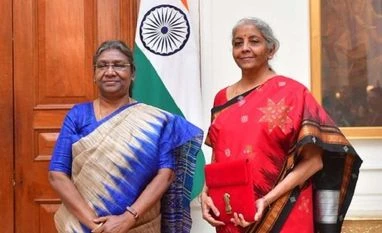 FM Sitharaman meets President Murmu ahead of Union Budget presentation Murmu, Sitharaman, FM Sitharaman
