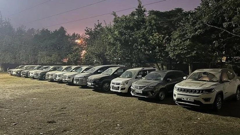 Delhi Police bust inter-state auto lifter gang Delhi Police bust inter-state auto lifter gang