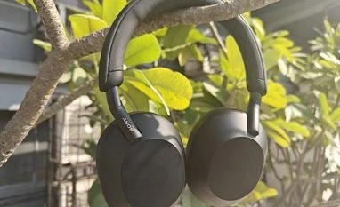 Sony WH-1000XM5 review: Familiar package lifted by evolved sound experience Sony WH-1000XM5