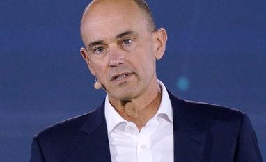 McKinsey plans to cut about 2K jobs in one of its biggest rounds of layoffs Bob Sternfels, McKinsey