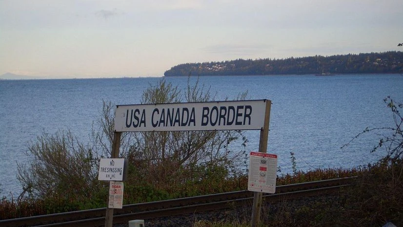 US-Canada border US-Canada border